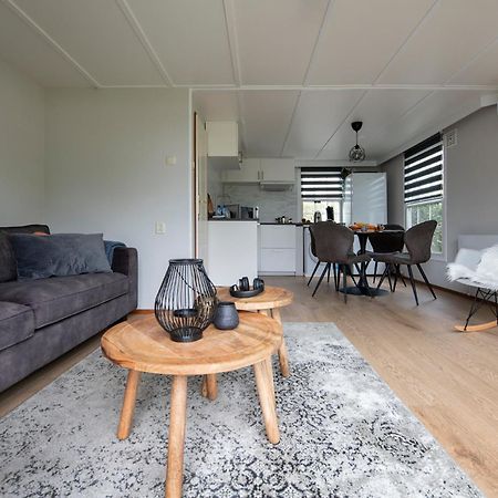 Вилла 37, Located In A Quiet & Wooded Area! Ойстервейк Экстерьер фото
