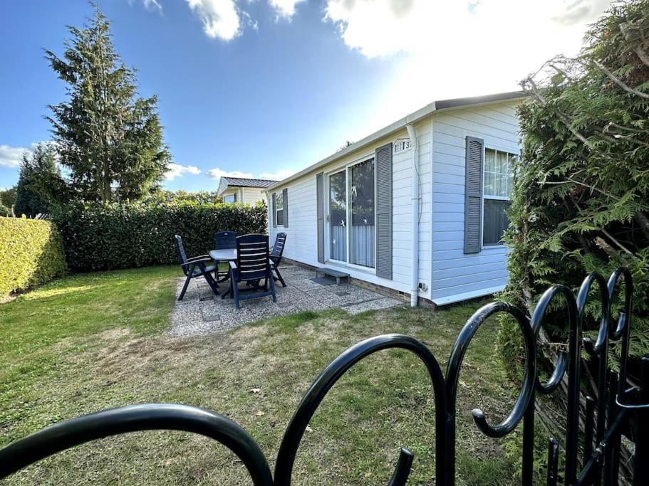 Вилла 37, Located In A Quiet & Wooded Area! Ойстервейк Экстерьер фото